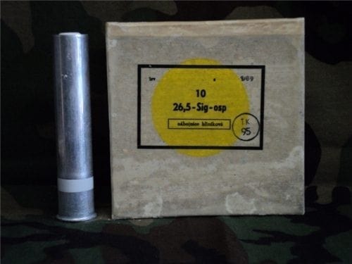 26.5 MM Flares/ White parachute. Comes in box of 10 flares.