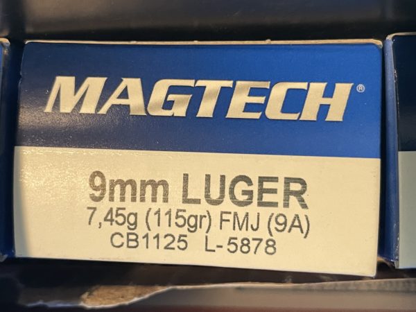 Magtech 9mm Brass case, 115 Grain FMJ ammo. 50 round Box 9MM www.cdvs.us